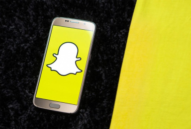 Snapchat là gì? Marketer có nên thử sức trên nền tảng này không?