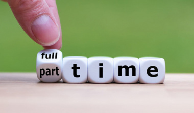 Part time job là gì? Những điều cần biết về công việc bán thời gian hiện nay